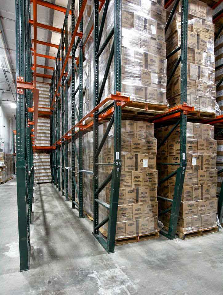 Drive in pallet racking system
