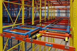 Pushback pallet rack