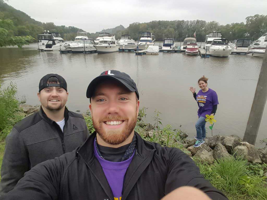 AK Employees smile for a selfie at the Walk To End Alzeihmer's